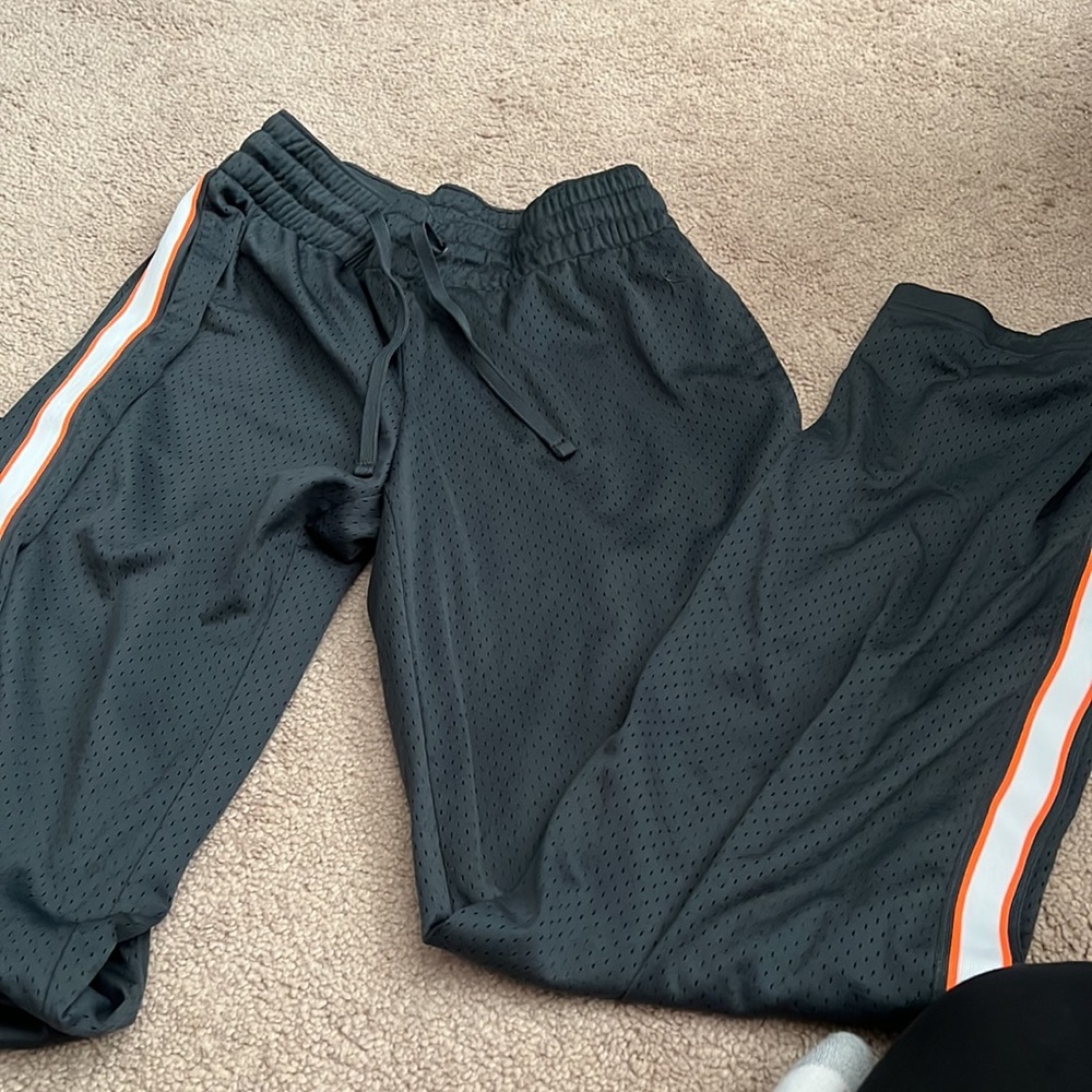 Danskin women’s athletic pants size Small
